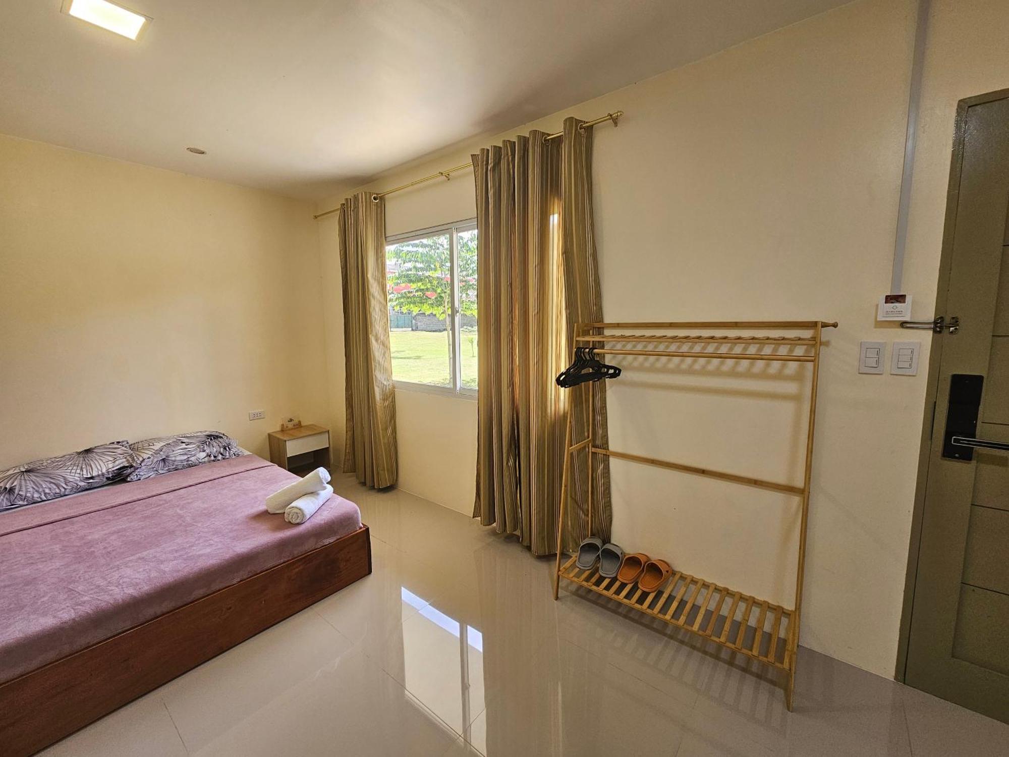 Summer Room B Dumaguete City Bilik gambar
